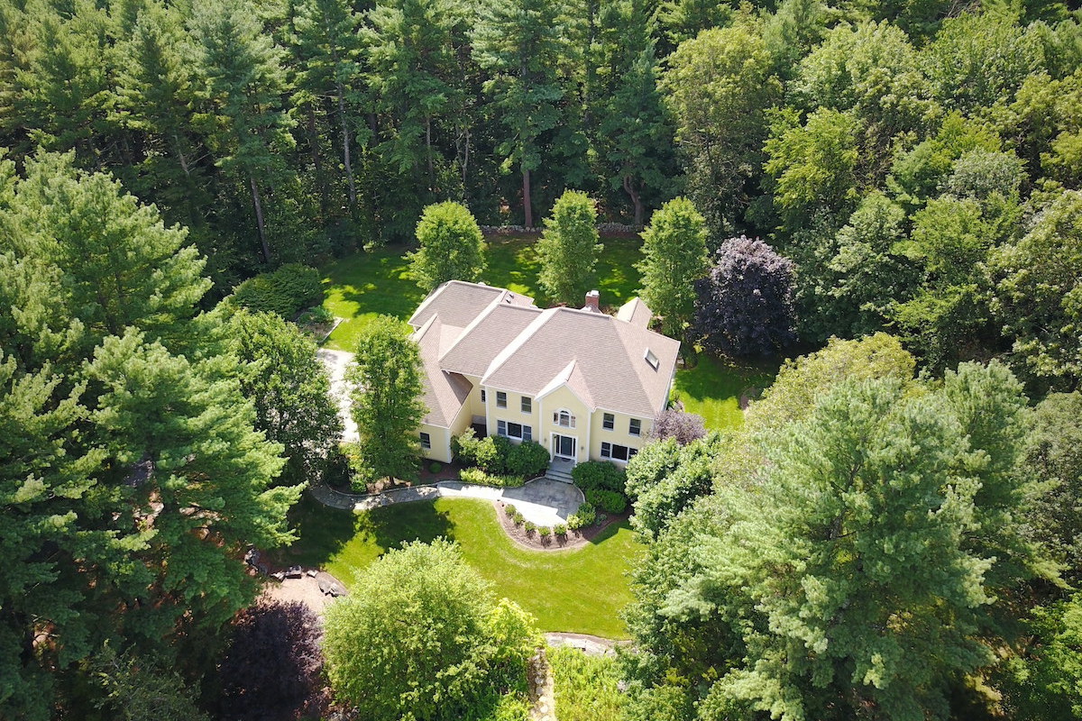 aerial photo used to market a home for sale