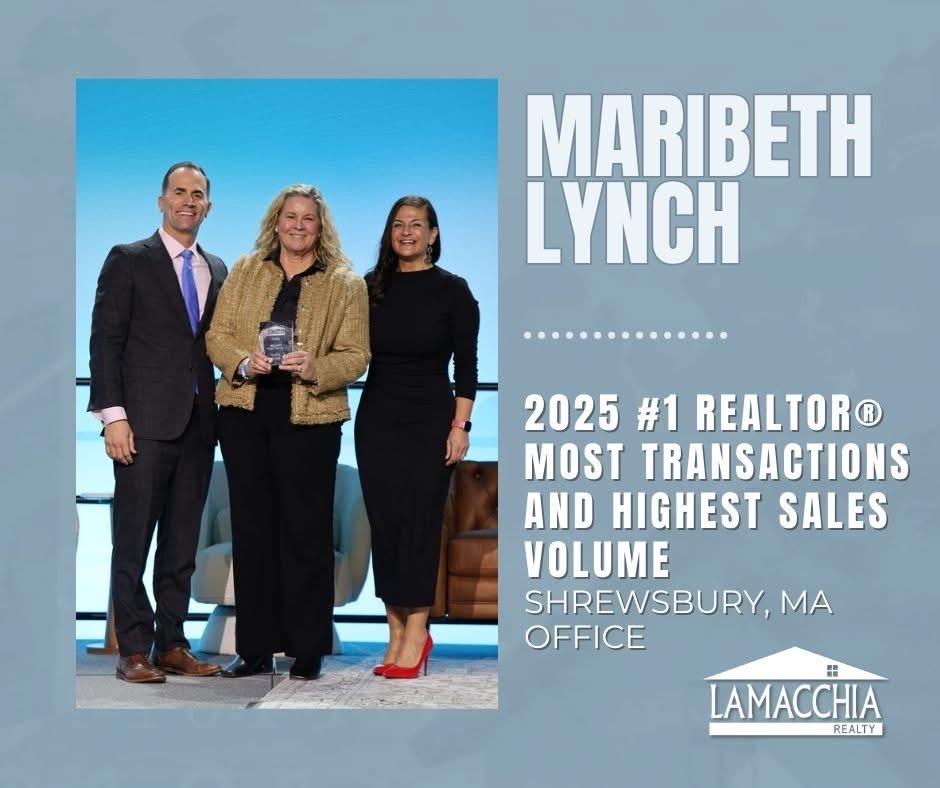 Maribeth Lynch receiving the top Realtor Award for Shrewsbury MA for 2025